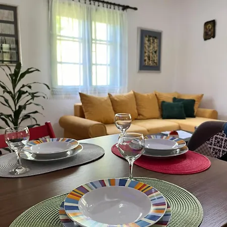 Hébergement de vacances Rusticna Kuca Crvena Stena U Blizini Kucice Na Drini
